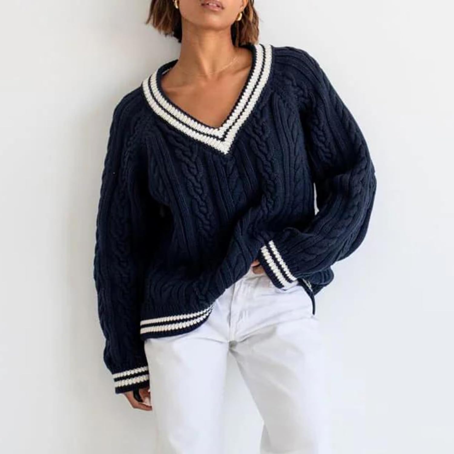 Gabriele™ | Pullover à tressage avec col en v