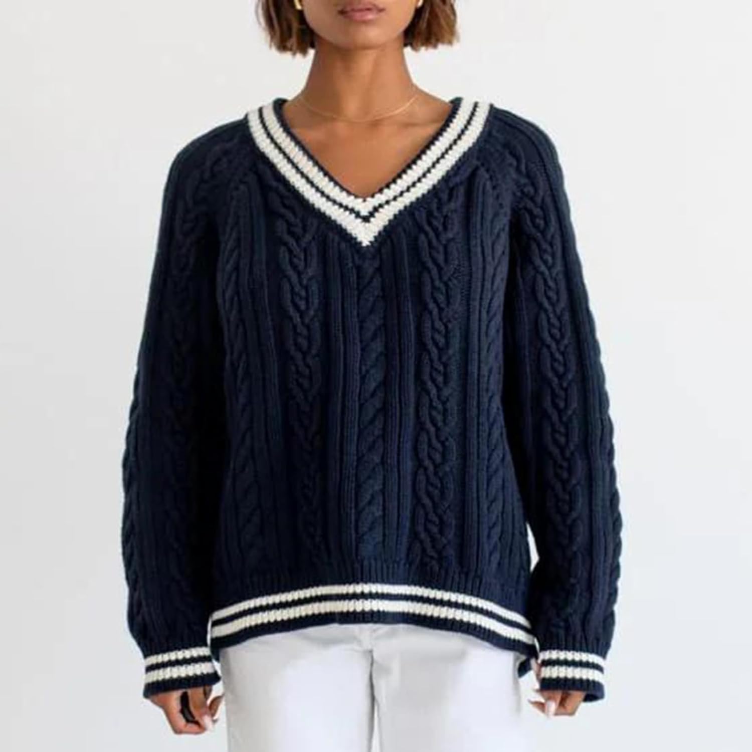 Gabriele™ | Pullover à tressage avec col en v
